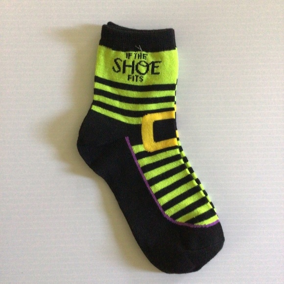 Halloween Witch “If The Shoe Fits” Socks - Size 9-11 - Picture 2 of 4